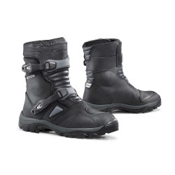 FORMA ADVENTURE LOW DRY BLACK BOOTS
